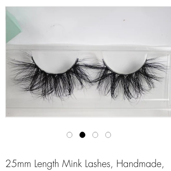 Melody Mink Lashes - Picture 2 of 5
